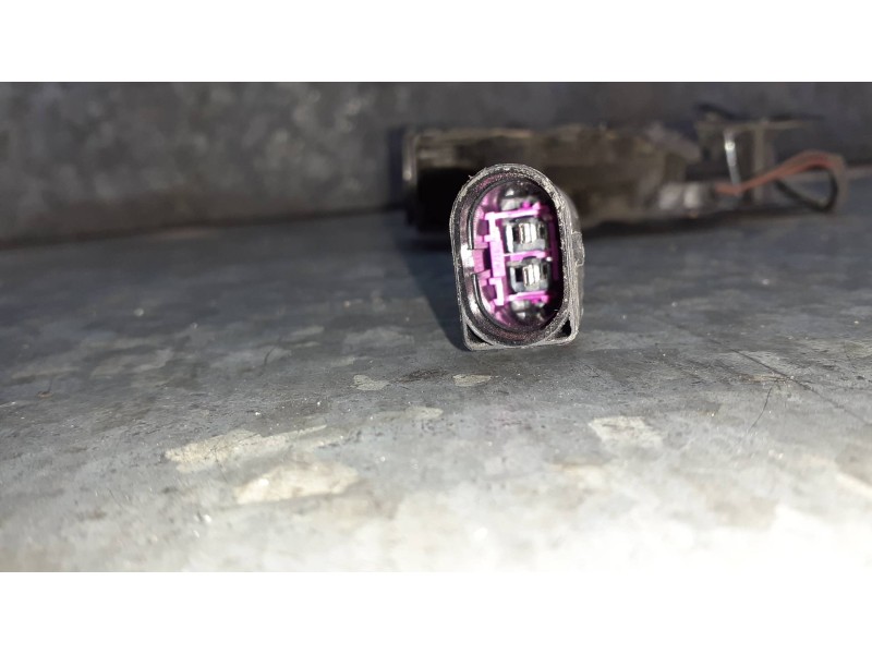 Recambio de cerradura capo para audi a4 berlina (8w2) referencia OEM IAM 8T1823746  2 PINES