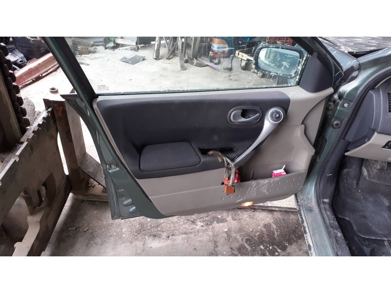 renault megane ii berlina 5p del año 2005