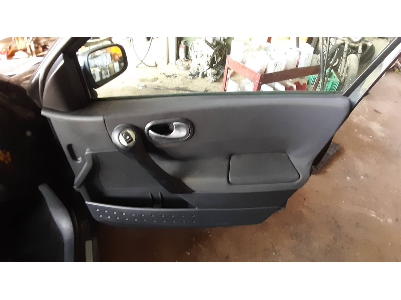 renault megane ii berlina 5p del año 2006