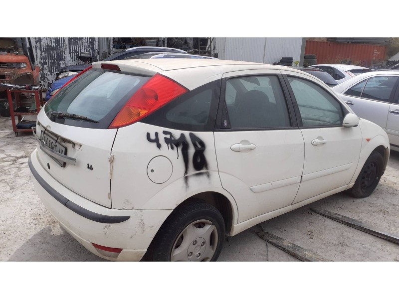 ford focus berlina (cak) del año 2003