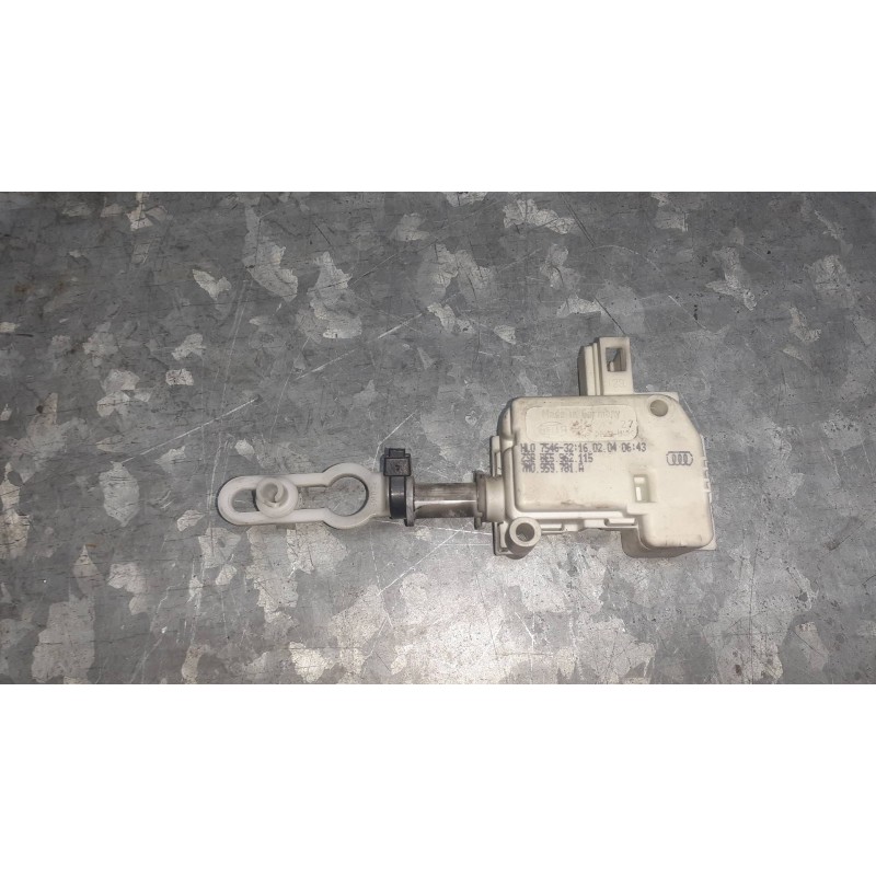 Recambio de motor apertura para audi a2 (8z) 1.4 tdi (55kw) referencia OEM IAM 7N0959781A  TAPA COMBUSTIBLE