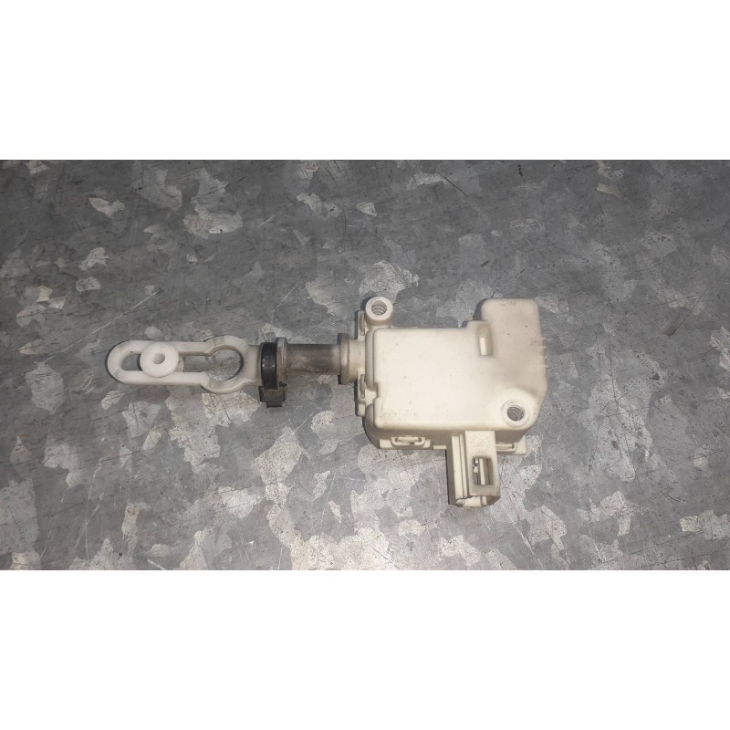 Recambio de motor apertura para audi a2 (8z) 1.4 tdi (55kw) referencia OEM IAM 7N0959781A  TAPA COMBUSTIBLE