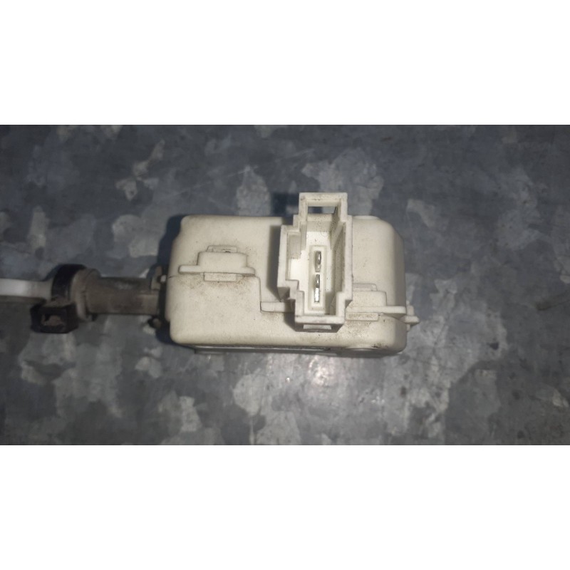 Recambio de motor apertura para audi a2 (8z) 1.4 tdi (55kw) referencia OEM IAM 7N0959781A  TAPA COMBUSTIBLE