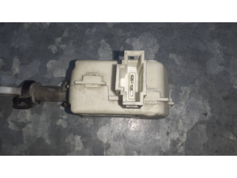 Recambio de motor apertura para audi a2 (8z) 1.4 tdi (55kw) referencia OEM IAM 7N0959781A  TAPA COMBUSTIBLE