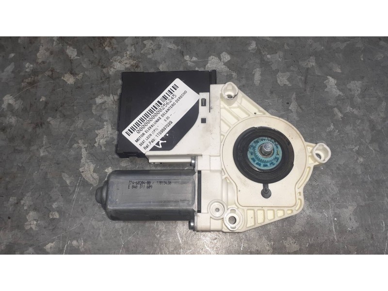 Recambio de motor elevalunas delantero derecho para seat leon (1p1) referencia OEM IAM 1T0959702G  