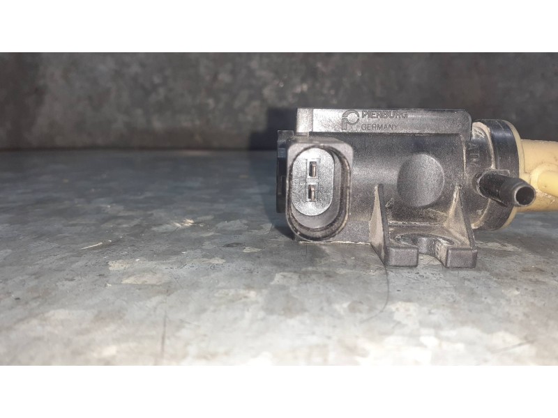Recambio de valvula aire adicional para seat leon (1p1) referencia OEM IAM 1K0906627A  2 PINES
