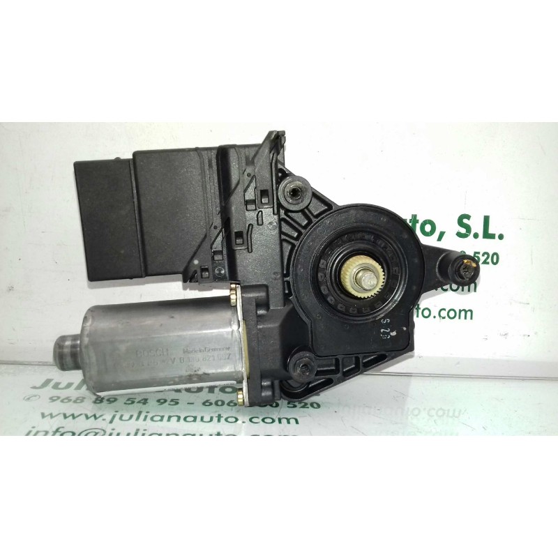 Recambio de motor elevalunas trasero izquierdo para volkswagen passat berlina (3b2) comfortline referencia OEM IAM 0130821697 05