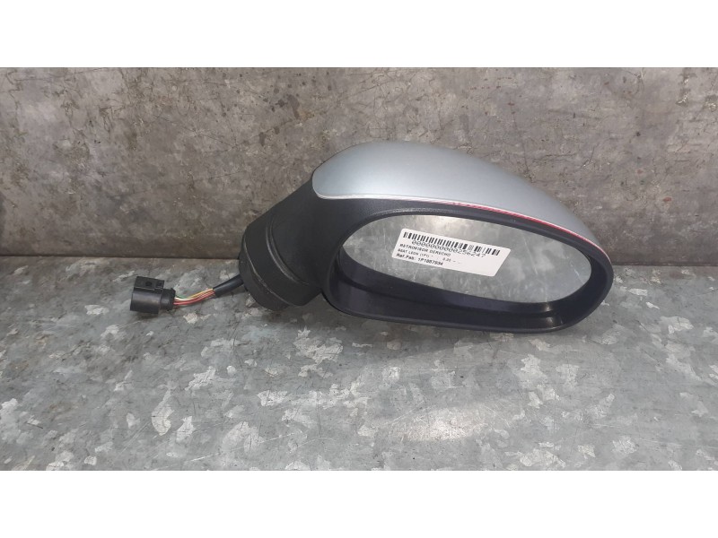 Recambio de retrovisor derecho para seat leon (1p1) referencia OEM IAM 1P1857934  ELECTRICO