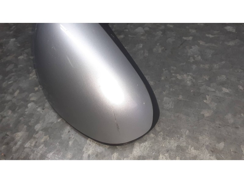 Recambio de retrovisor derecho para seat leon (1p1) referencia OEM IAM 1P1857934  ELECTRICO