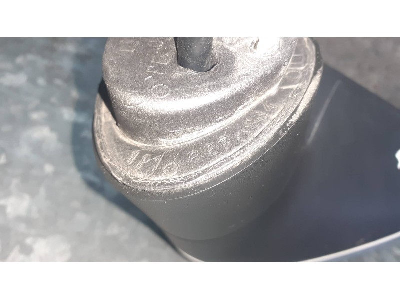 Recambio de retrovisor derecho para seat leon (1p1) referencia OEM IAM 1P1857934  ELECTRICO