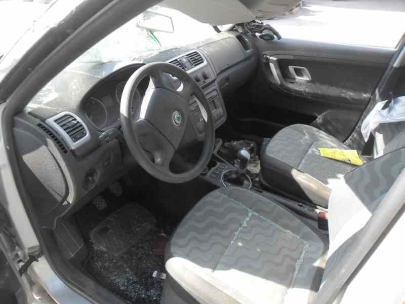 skoda fabia (5j2 ) del año 2009