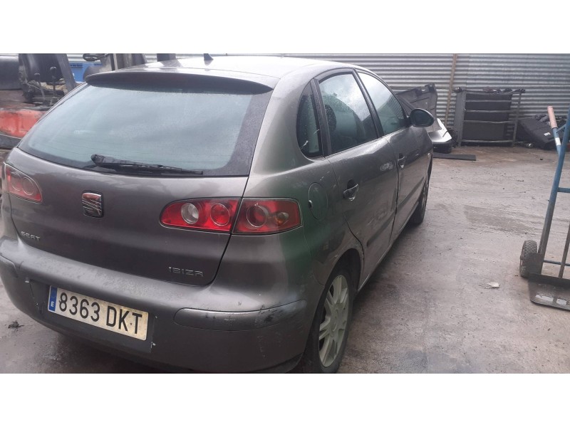 seat ibiza (6l1) del año 2005