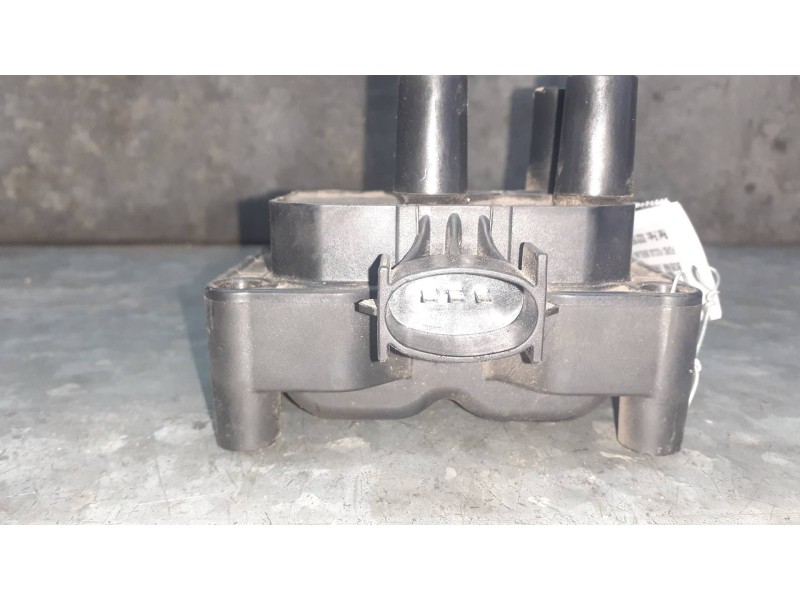 Recambio de bobina encendido para ford focus berlina (cak) referencia OEM IAM 0221503490  3 PINES