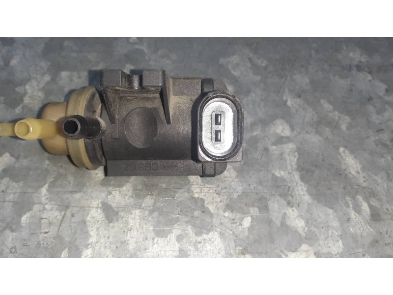 Recambio de valvula aire adicional para volkswagen touran (5t1) referencia OEM IAM 1K0906627B  2 PINES