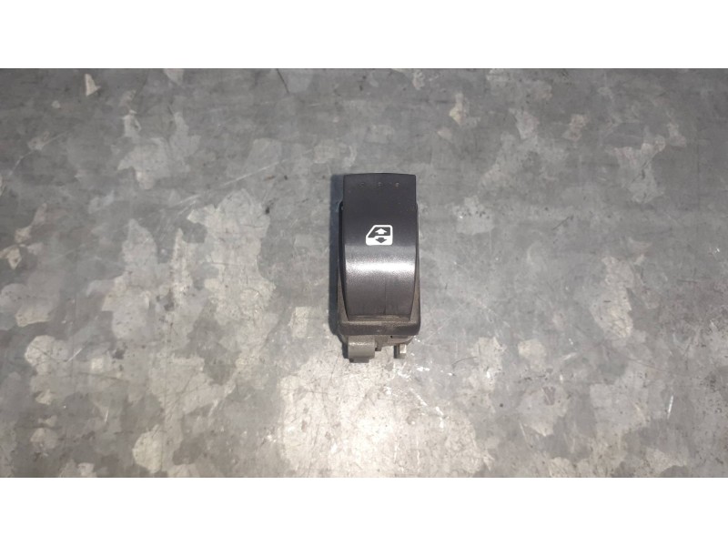 Recambio de mando elevalunas trasero derecho para renault megane ii berlina 5p referencia OEM IAM 2808202  6 PINES