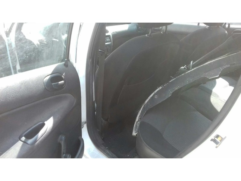 peugeot 206 sw del año 2004