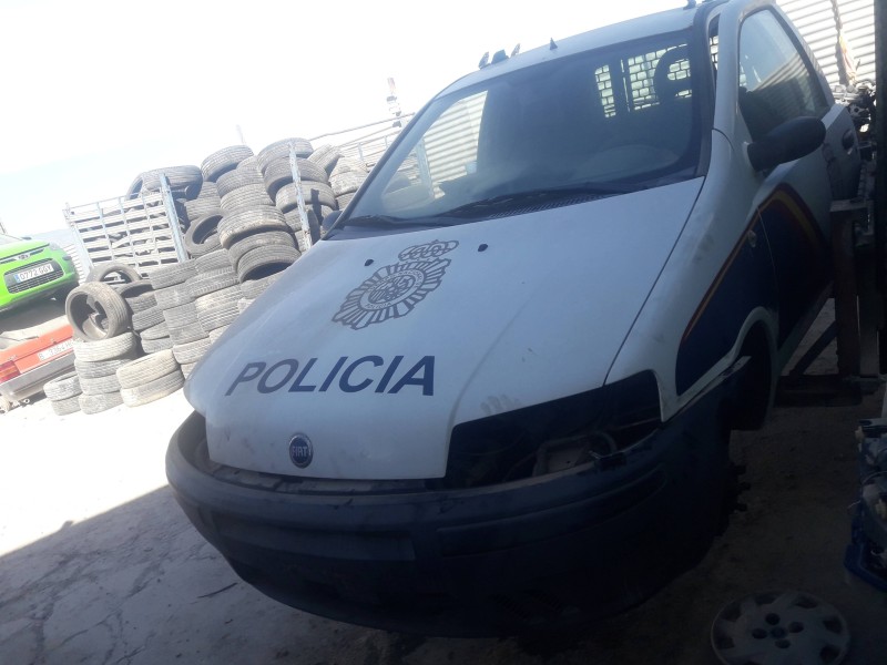 fiat punto berlina (188) del año 2001