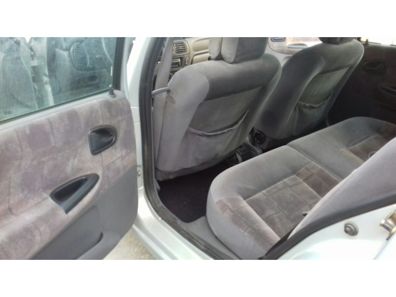 renault megane i classic (la0) del año 1999