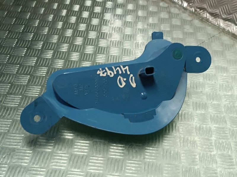 Recambio de faro antiniebla derecho para renault zoe referencia OEM IAM 266007997R  2 PINES