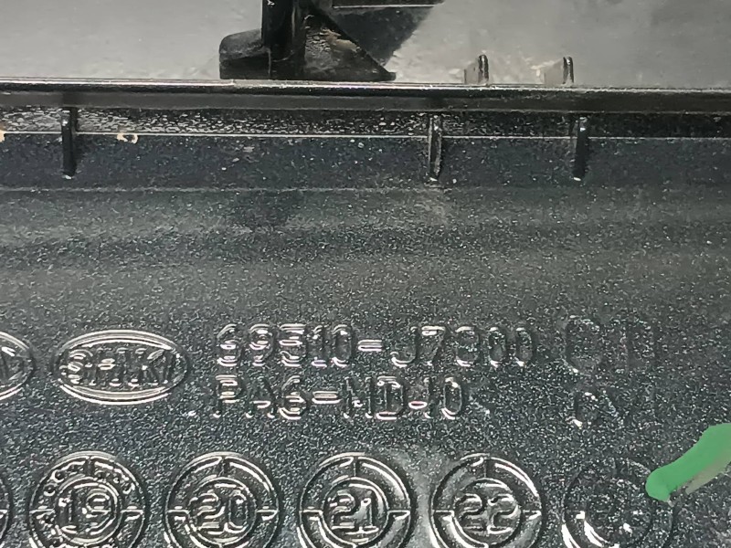 Recambio de tapa exterior combustible para kia xceed referencia OEM IAM 69510J7800 69510J7800CD 