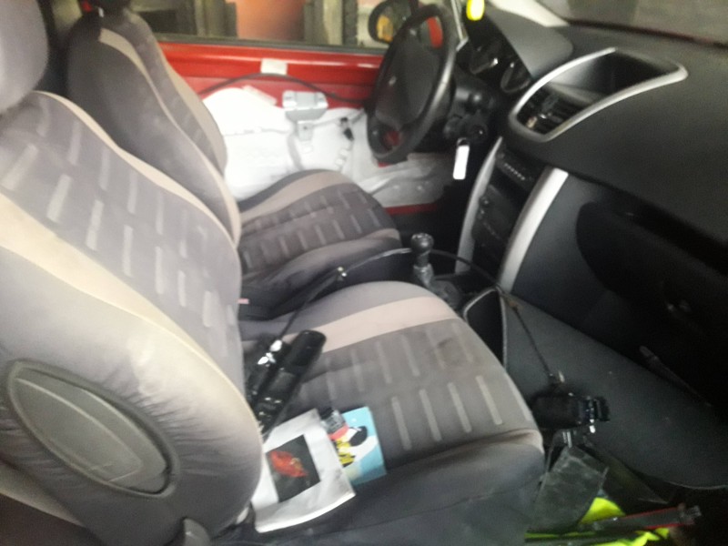 peugeot 207 del año 2007