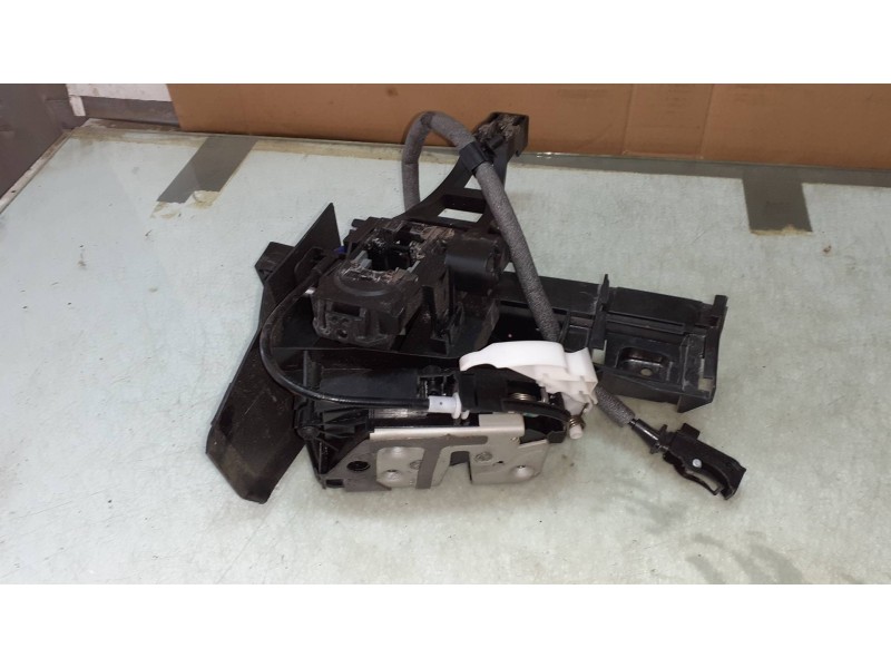 Recambio de cerradura puerta trasera derecha para ford focus lim. business referencia OEM IAM BM5AA26412AF BM51A264B22AA ELECTRI