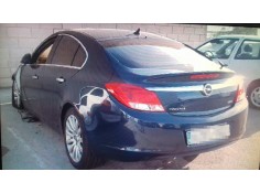 opel insignia berlina del año 2011