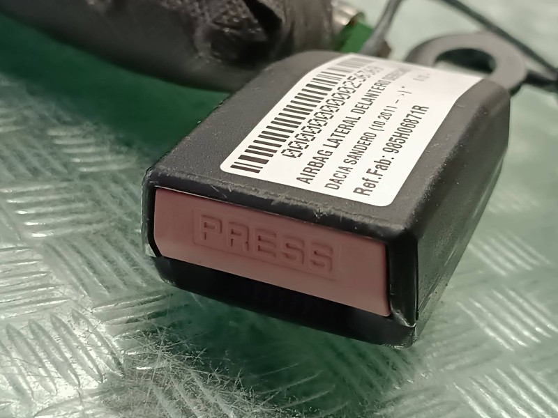 Recambio de airbag lateral delantero derecho para dacia sandero referencia OEM IAM 985H06871R 873333355R 168488R