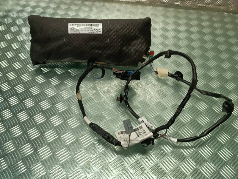 Recambio de airbag lateral delantero derecho para dacia sandero stepway referencia OEM IAM 985H06871R 870198358R 