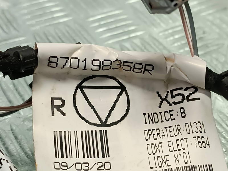 Recambio de airbag lateral delantero derecho para dacia sandero stepway referencia OEM IAM 985H06871R 870198358R 