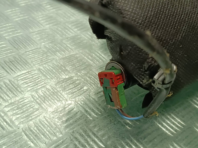 Recambio de airbag lateral delantero izquierdo para dacia sandero stepway referencia OEM IAM 985H10581R  