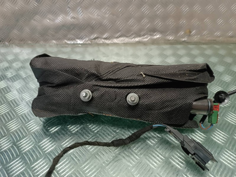 Recambio de airbag lateral delantero izquierdo para dacia sandero stepway referencia OEM IAM 985H10581R  