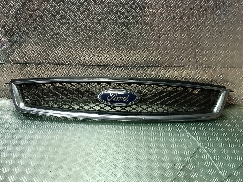 Recambio de rejilla delantera para ford focus c-max (cap) ambiente (d) referencia OEM IAM 4M518138AE  