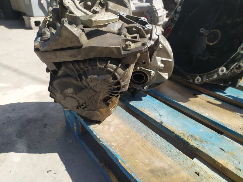 Recambio de caja cambios para opel corsa d ´´111 years´´ referencia OEM IAM 55193621  6 VELOCIDADES