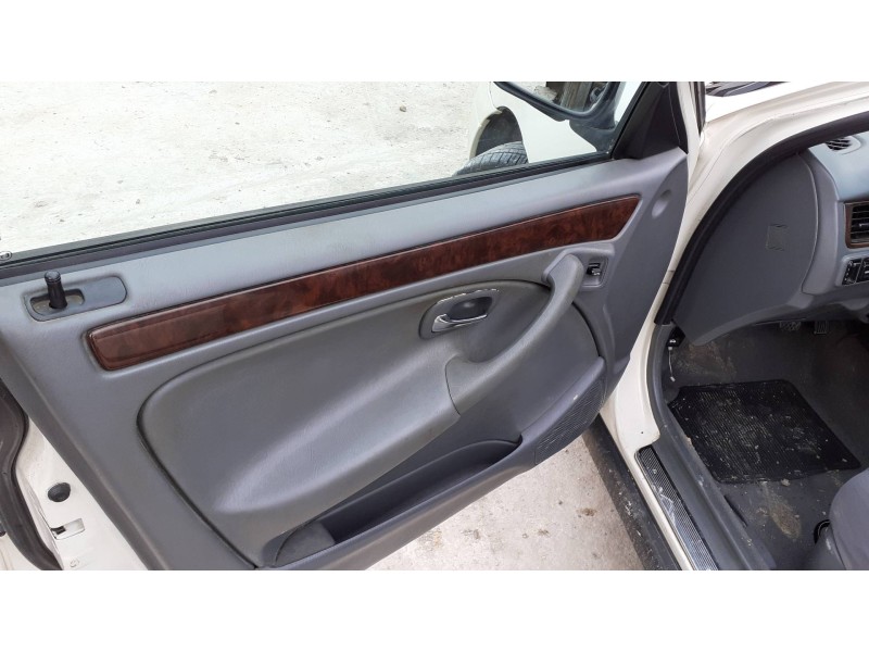 mg rover serie 400 (rt) del año 1999