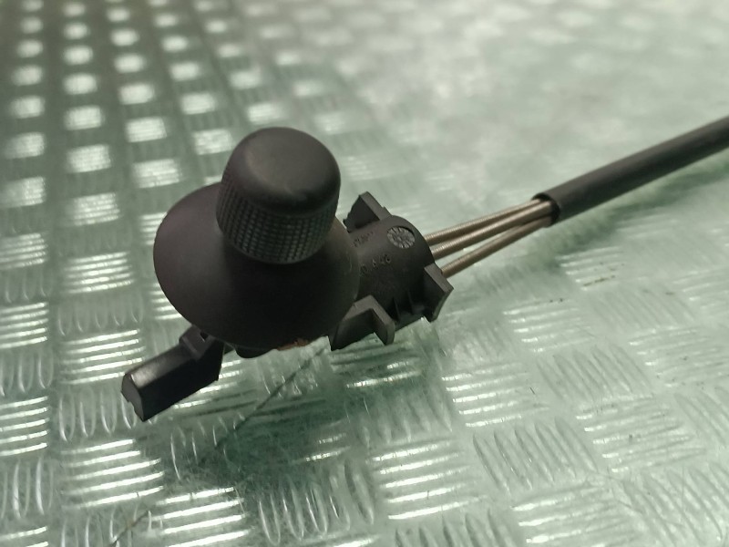 Recambio de retrovisor derecho para seat ibiza (6l1) referencia OEM IAM 876047  MANUAL