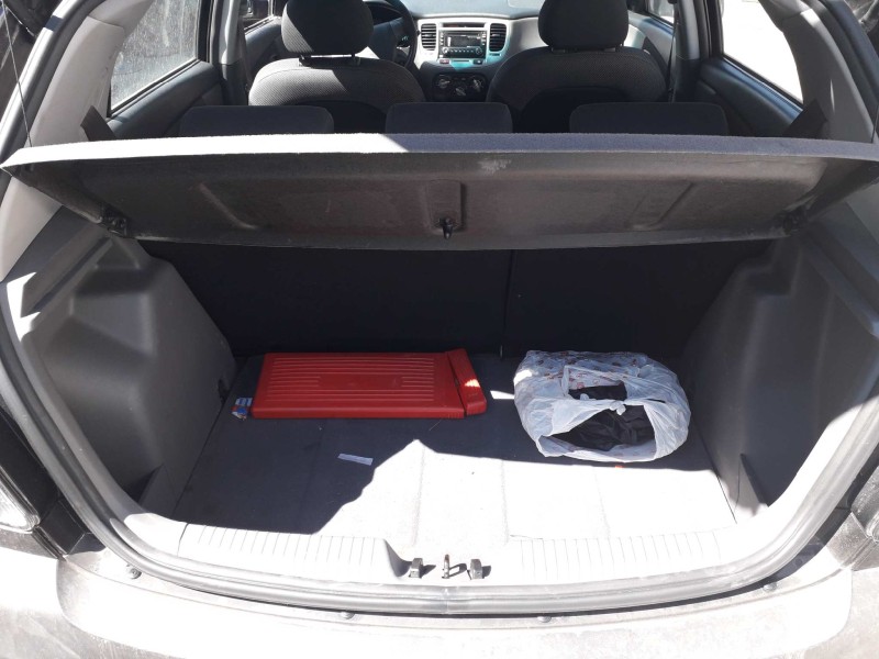 kia rio del año 2006