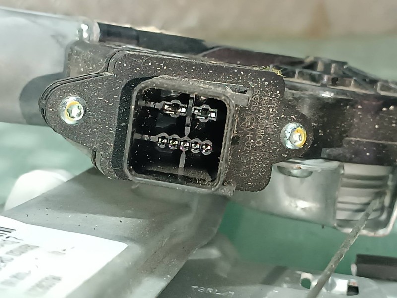 Recambio de elevalunas trasero izquierdo para opel mokka referencia OEM IAM 42363794 ELECTRICO CON MOTOR