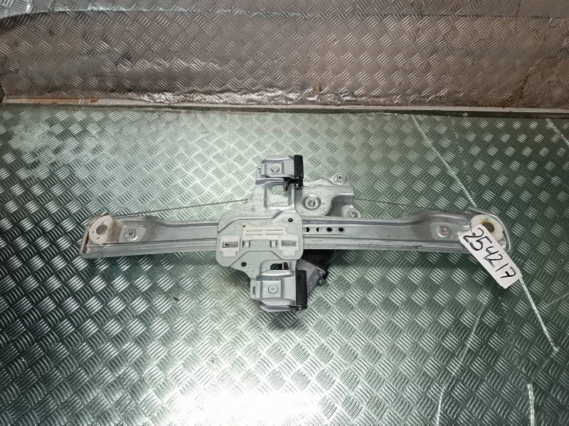 Recambio de elevalunas trasero izquierdo para opel mokka referencia OEM IAM 42363794 ELECTRICO CON MOTOR