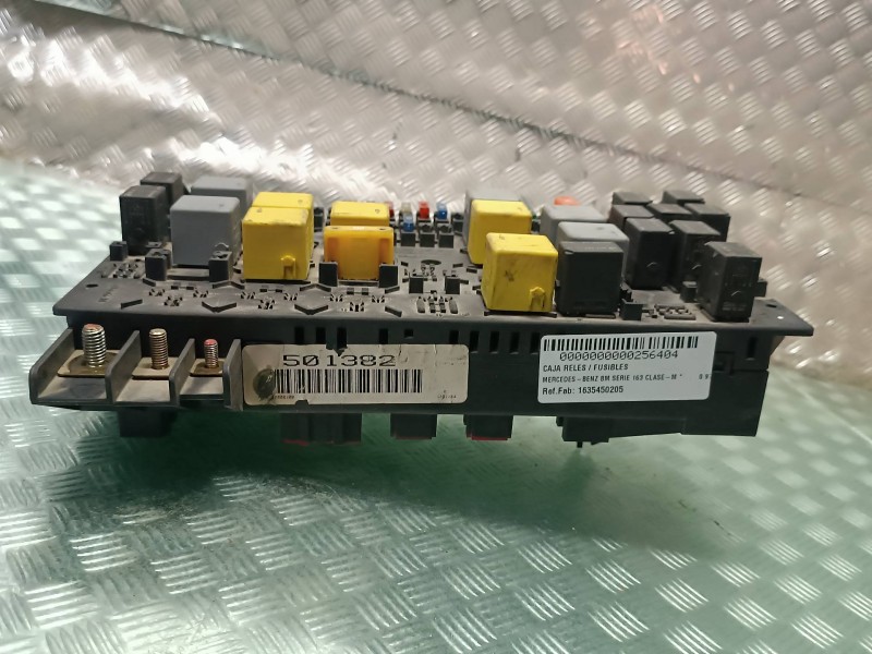 Recambio de caja reles / fusibles para mercedes-benz clase m (w163) referencia OEM IAM 1635450205  
