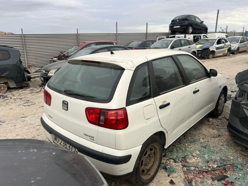 seat ibiza (6k1) del año 1999