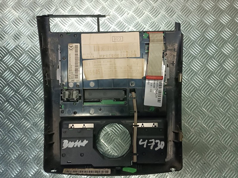 Recambio de pantalla multifuncion para seat ibiza (6k1) referencia OEM IAM 6K1035905J  