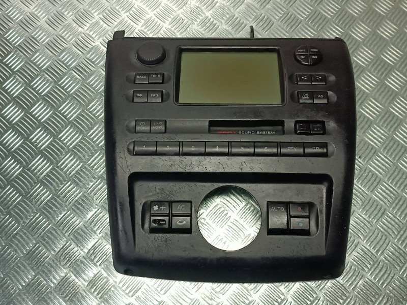 Recambio de pantalla multifuncion para seat ibiza (6k1) referencia OEM IAM 6K1035905G W06K1035905G 