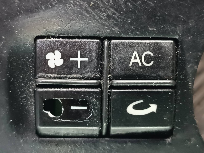 Recambio de pantalla multifuncion para seat ibiza (6k1) referencia OEM IAM 6K1035905G W06K1035905G 