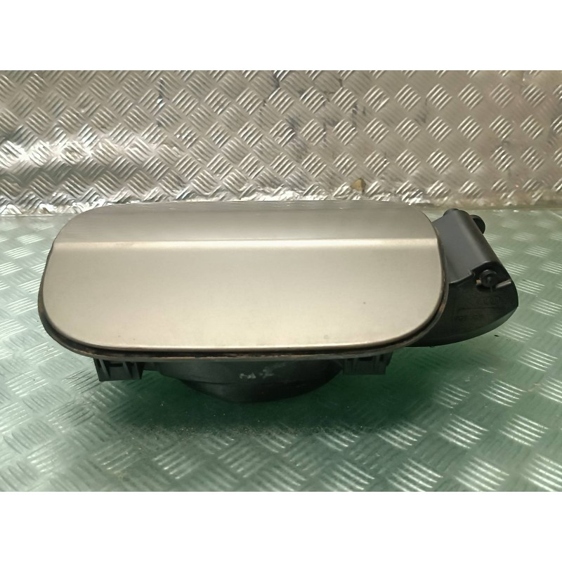 Recambio de tapa exterior combustible para audi a6 berlina (4f2) 3.0 tdi quattro (171kw) referencia OEM IAM 4F5010502KB 4F501050