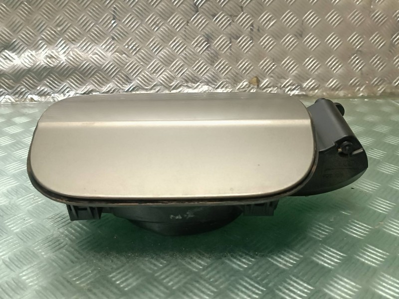 Recambio de tapa exterior combustible para audi a6 berlina (4f2) 3.0 tdi quattro (171kw) referencia OEM IAM 4F5010502KB 4F501050