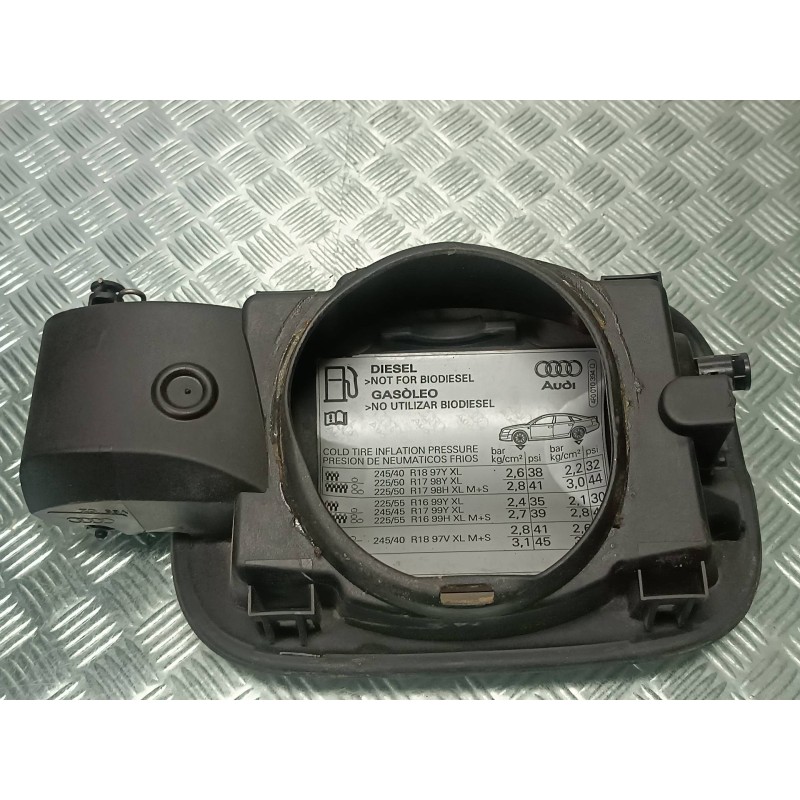 Recambio de tapa exterior combustible para audi a6 berlina (4f2) 3.0 tdi quattro (171kw) referencia OEM IAM 4F5010502KB 4F501050