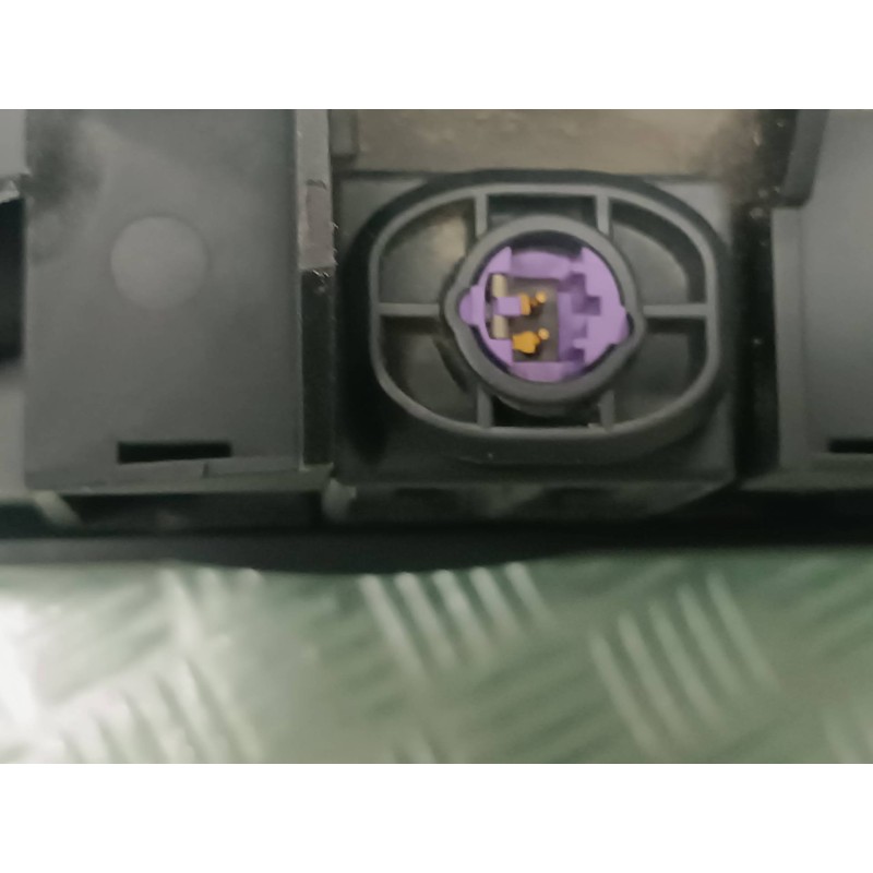 Recambio de caja reles / fusibles para audi a6 berlina (4f2) 3.0 tdi quattro (171kw) referencia OEM IAM 4F0915519  