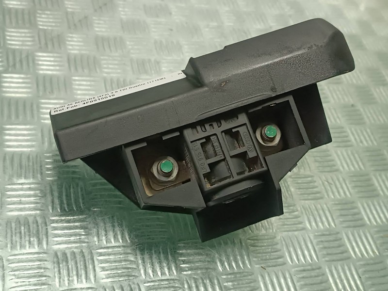 Recambio de caja reles / fusibles para audi a6 berlina (4f2) 3.0 tdi quattro (171kw) referencia OEM IAM 4F0915519  