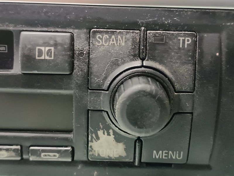 Recambio de sistema audio / radio cd para audi a4 berlina (8e) referencia OEM IAM 8E0035152  